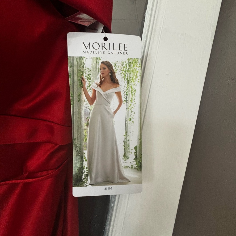 MORLEE Bridesmaid dress.